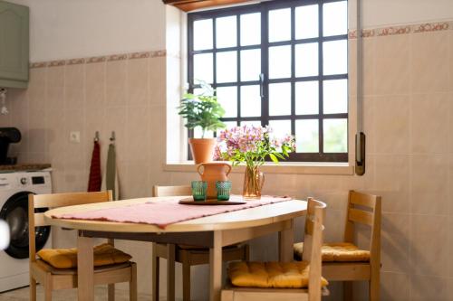 Casa Jasmin - Country Retreat with Sunny Garden in เรกูเอนโก กรันเด