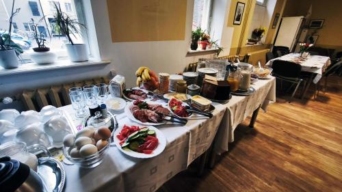 Ēdiens un dzērieni, Hostel Louna in Pērnava