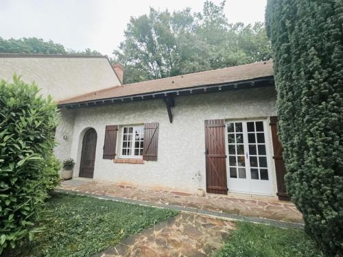 Panoramic Cottage in Champagne in Dizy