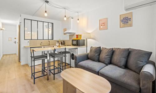 Renovated 2 room apartment with swimming pool 4 people