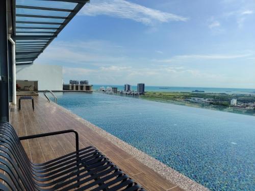 Malacca Infinity Pool Famosa Stadthuy max 6pax 2bedroom Jonker Homestay, Malacca