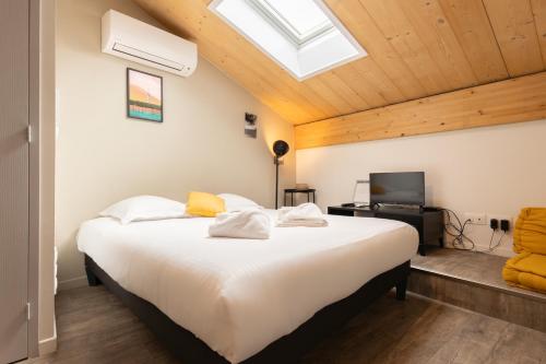 Appartement avec belle pierre et Climatisation pour 2 personnes