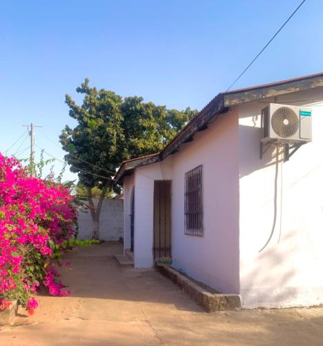 Zen villa in Yundum