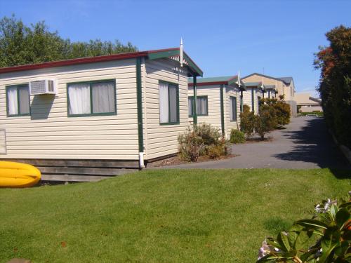 

Inverloch Cabins & Apartments