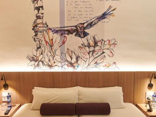 room detail thumbnail 1