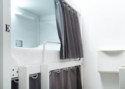 Shared room, mixed dormitory, 8 guests