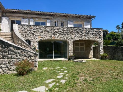 Appartement de charme dans villa avec jacuzzi