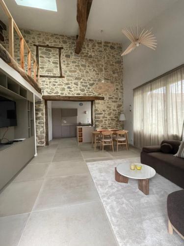 GRANGE atypique a 5mn de Bayonne - Briscous