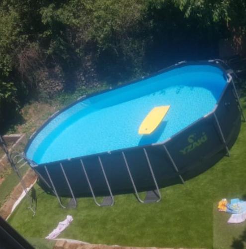 Villa with Forest, Pool, Air Conditioning and Large Garden in Saint-Georges-d'Orques