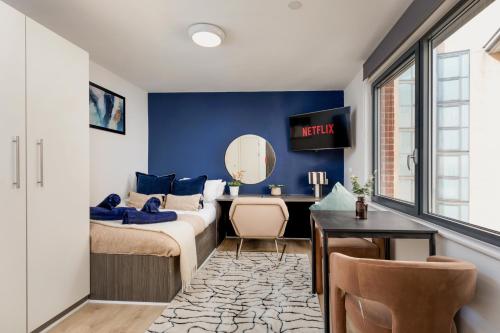 Stylish City Centre Studio, Sleeps 2