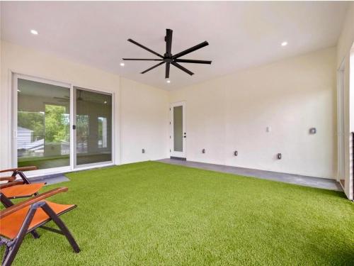 The Sunshine Studio in Orlando East
