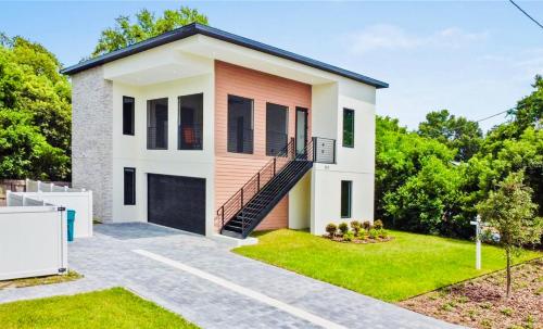 The Sunshine Studio in Orlando East