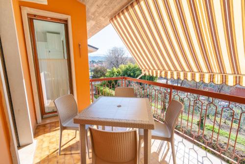 Appartamento x 4 con wi-fi, park free, a 10 minuti dal centro di Garda
