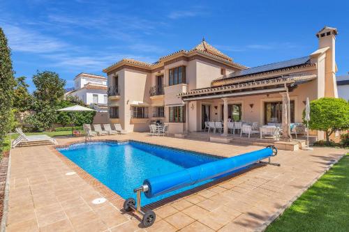 Villa Magnolia by Finest Rentals