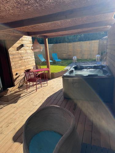 Le Chalet Cocoon & SPA in Lancon-Provence
