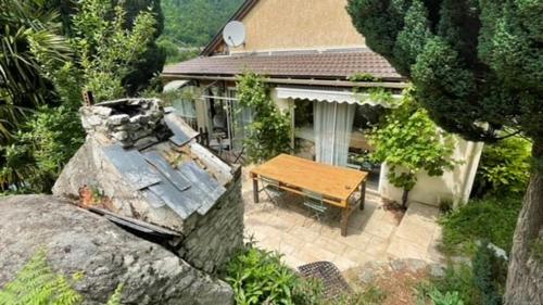 Maison 8 personnes - 3 mn du centre d'AX, Barbecue, Randos, Thermes - Location saisonnière - Ax-les-Thermes