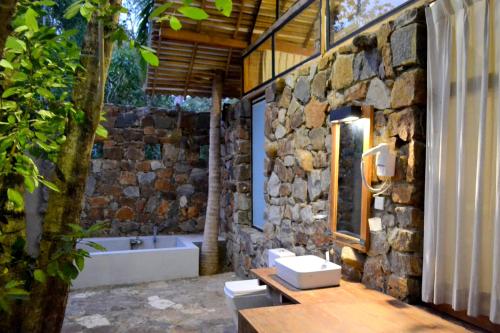 Badkamer, Kottawatta Village in Udawalawe