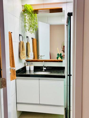 Bathroom, Studio Mare dos Reis - Experiencia Premium com Conforto Vista Mar e Localizacao em Candeias Recife in Varzea
