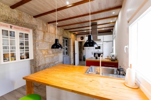 Casa Bubela- Vía de la plata (Casa Bubela- Via de la plata) in Casarellos