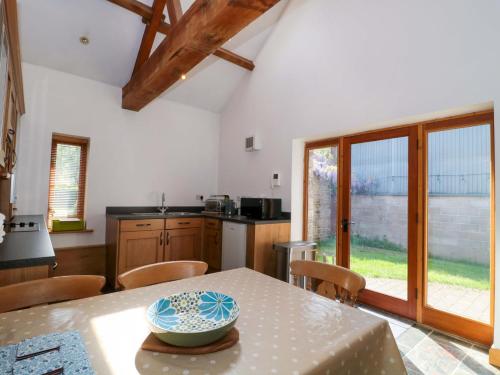 Longside Abergavenny - image 6