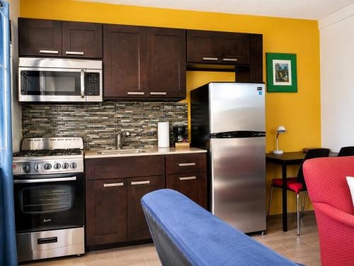 Eden Apartments in บาสเซตเตอร์เร่