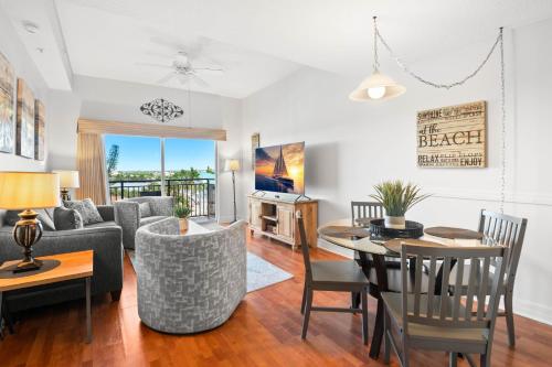 منتجع ماديرا باي (Madeira Bay Resort) in Madeira Beach