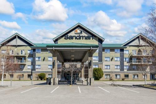 Sandman Hotel & Suites Calgary West