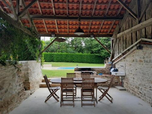 Balkons/terase, Maison Brunetière (Maison Brunetiere) in Availles-Limouzine