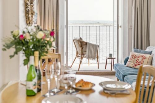 Iekārtas, 2 Bed in Appledore oc-corner in Northema