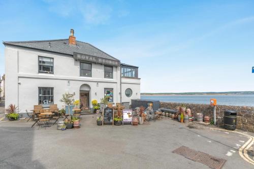 Iekārtas, 2 Bed in Appledore oc-corner in Northema
