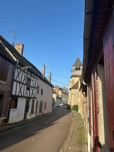 Kilátás, Maison de ville avec espace détente (Maison de ville avec espace detente) in Bleneau