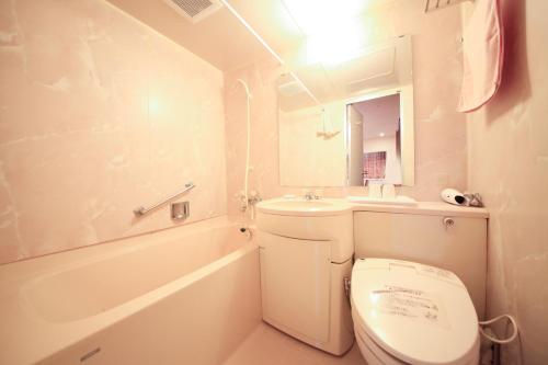 Japanese & Western Room with City View