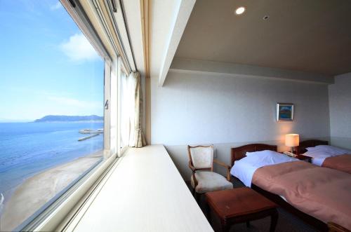 Twin Room with Ocean View