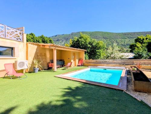 Villa Maëva, Idéal pour familles et groupes gîte à louer La Penne-sur-l'Ouvèze