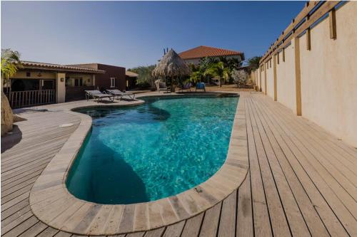 Sweet chalet - pool - 1 mn to national park