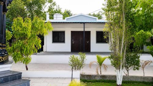 Ieeja, Townhouse Oak Phaltan Formerly Shivjal City in Phaltan