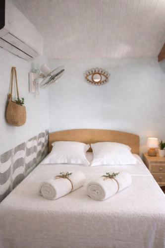 sunset lovers cottage in Canefield