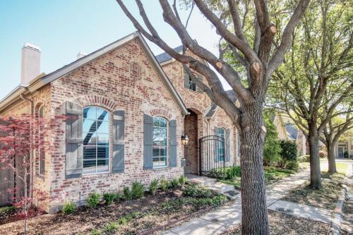 NEW Dallas LuxeRetreat House in Highland Park West in Highland Park