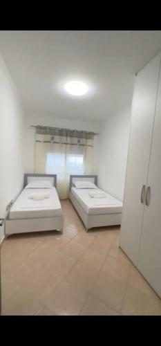 Vini Apartment Lungomare - image 3