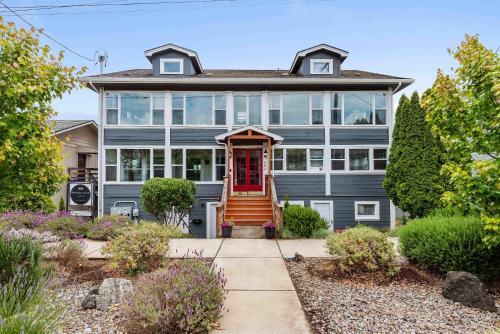 #StayinMyDistrict Heritage By The Bay in Coos Bay