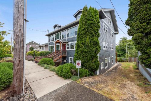 #StayinMyDistrict Heritage By The Bay in Coos Bay