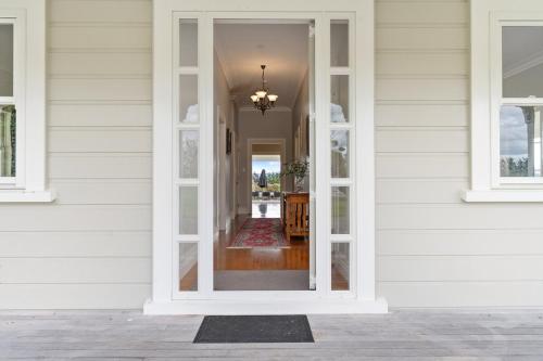 Ferry Road Country Retreat in Martinborough