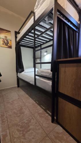 New Bazaar Hostel, Tirana