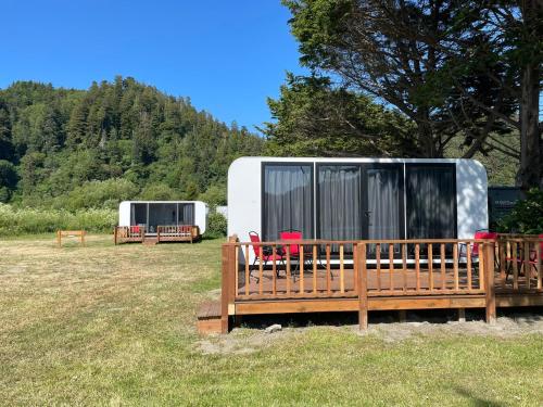 A szálláshely kívülről, Whistler - Apple Pod in Klamath (CA)