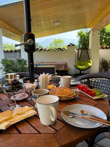 Leila's Guest House in Jokolo