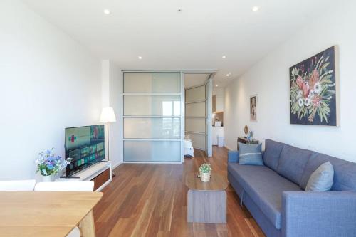 Vision 1BR Apartment – Square View & Parking – khách sạn tại West Beach