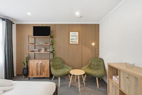 Airport Studio Retreat in Midway Point