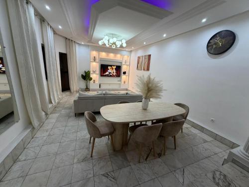 Einrichtungen, La Villa Eden in Pointe-Noire