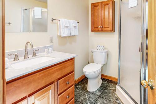 Spectacular Sebec Setting - image 37