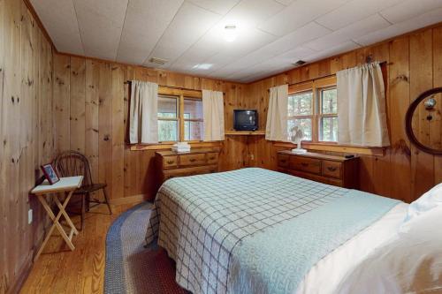 Breakwater Lodge - image 27